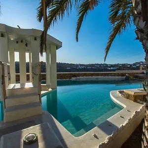 Aparthotel Bebis House, Klouvas
