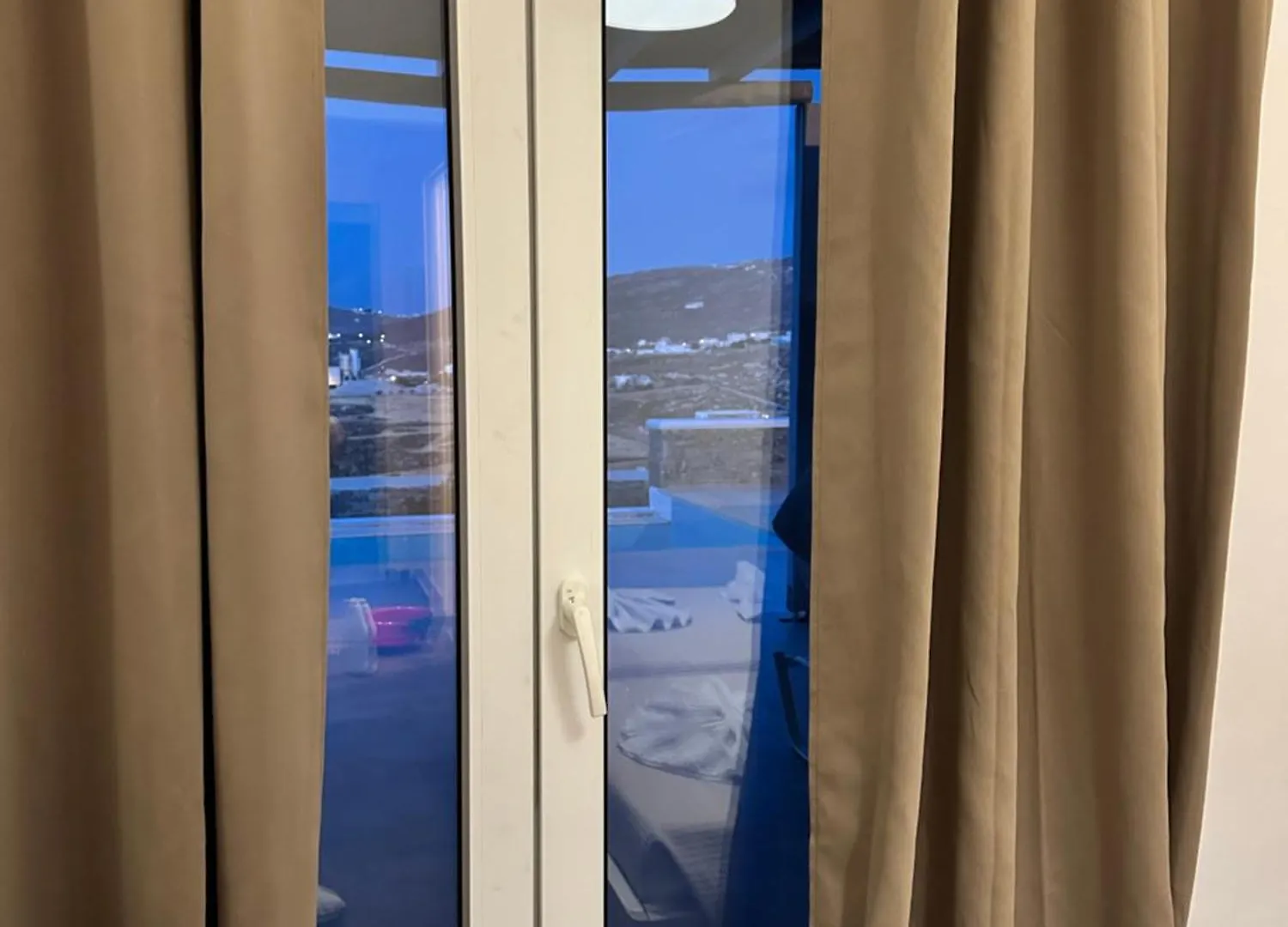 Ene'S Mykonos Apartment Klouvas Greece